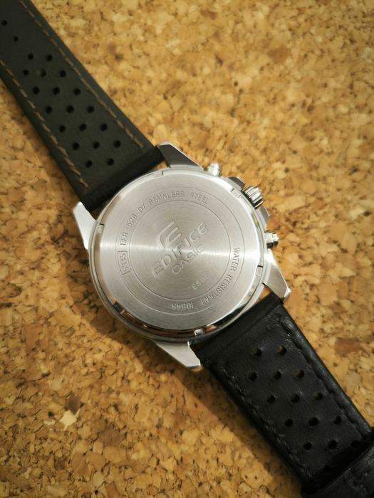 Relógio Casio Edifice EFR-526D-1AVUEF, braceletes em pele extra, Novo