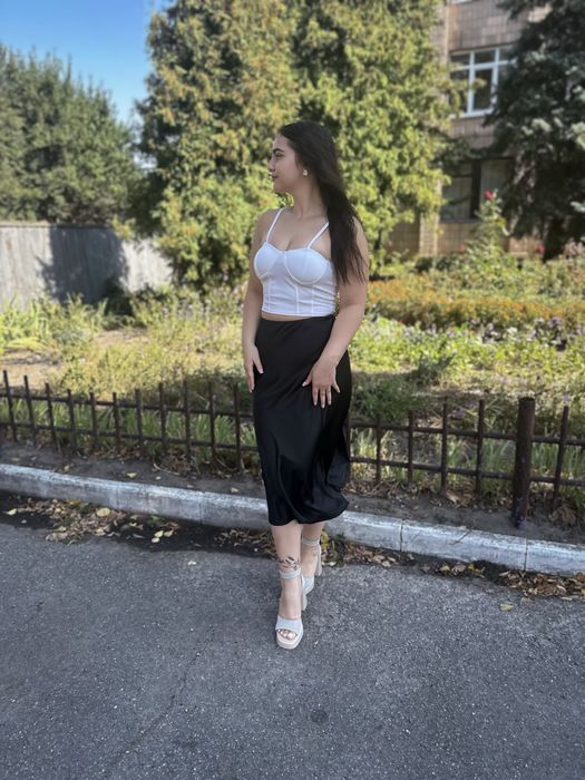 Чорна спідниця шовкова