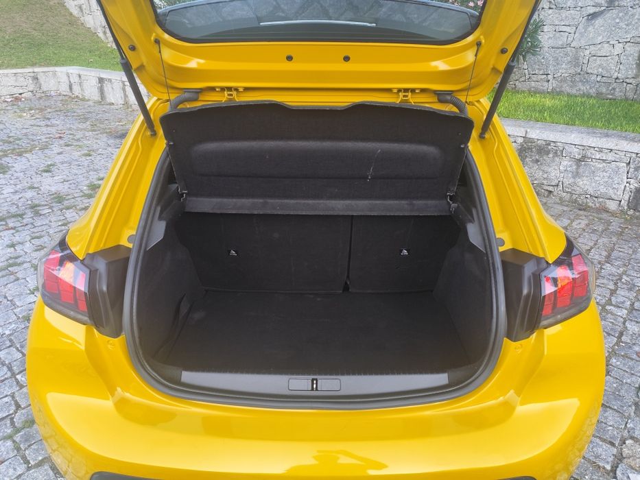 Peujoet e-208  100% elétrico 2021