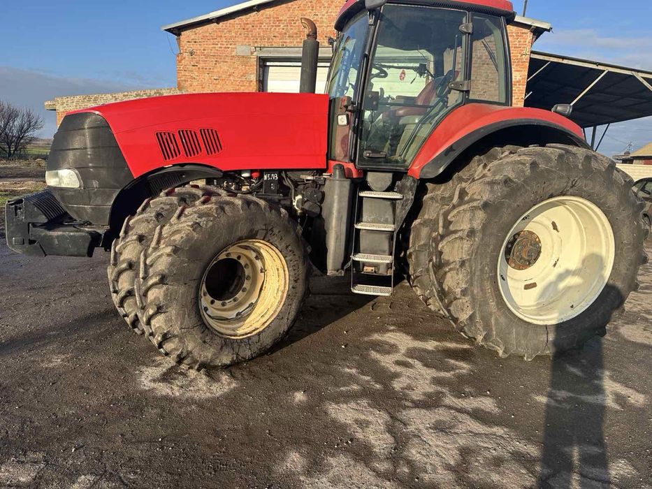 Продам трактор Case 335