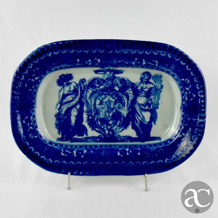 Travessa em Porcelana Victoria Ware, Azul e Branca