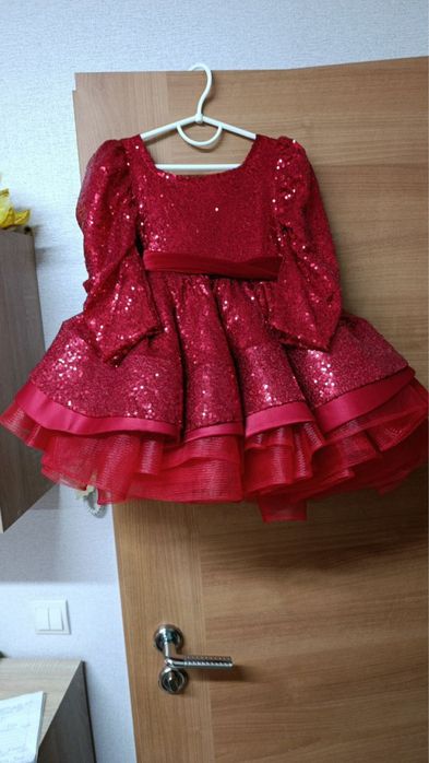 Червона сукня з паєтками, красное платье, платье паетка