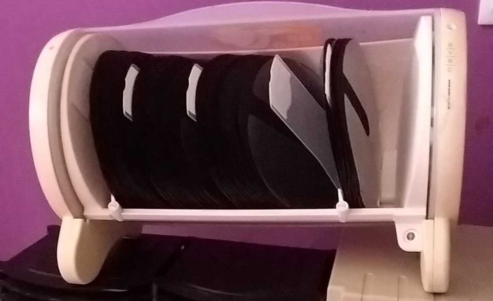 музыка сериалы кино dvd двд и другое 400 дисков подставки для cd