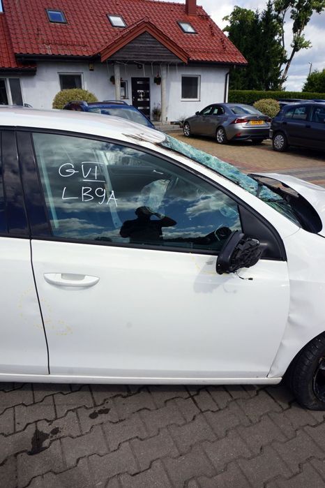 DRZWI PRZEDNIE PRAWE GOLF VI 5D HB LB9A  BIAŁY VOLKSWAGEN 2008-2016