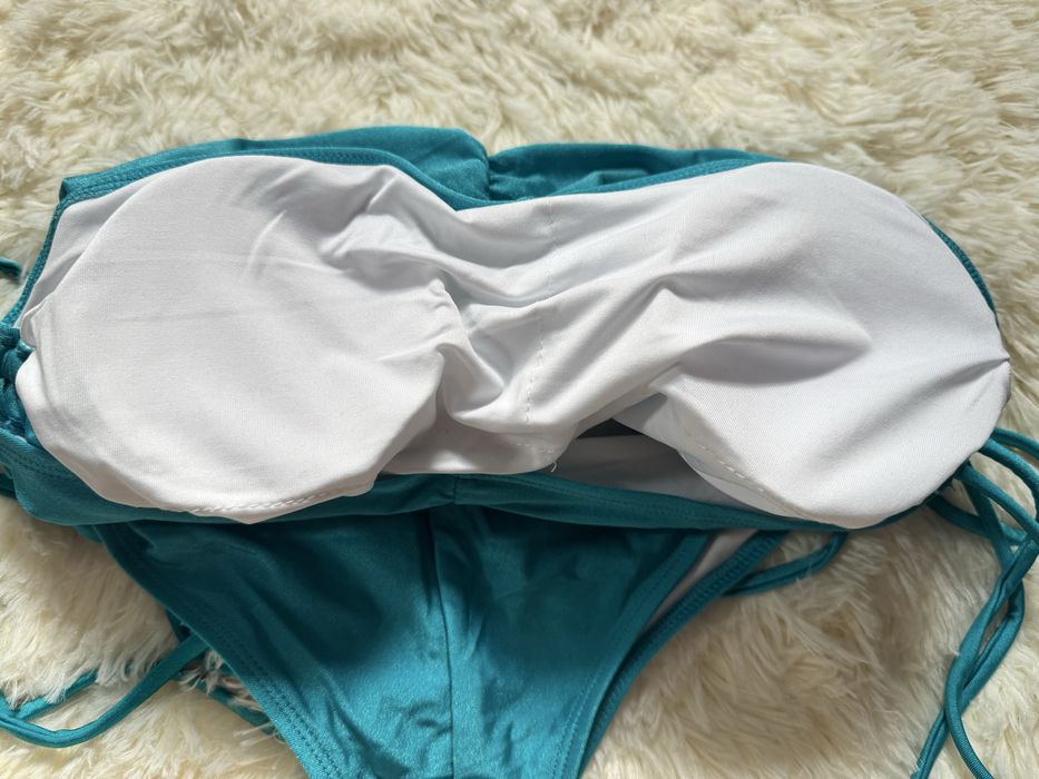 Суцільний купальник