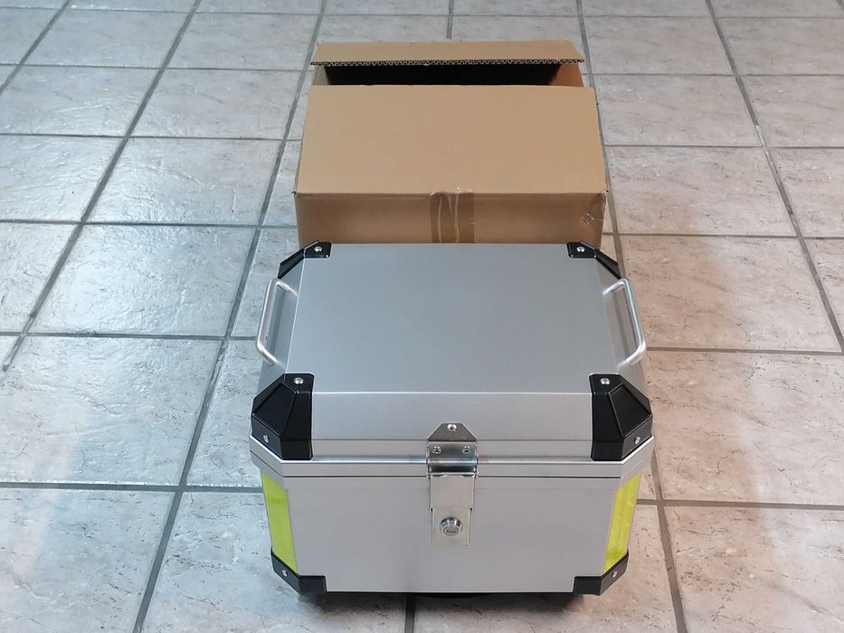 Topcase novo 45 Lts look givi