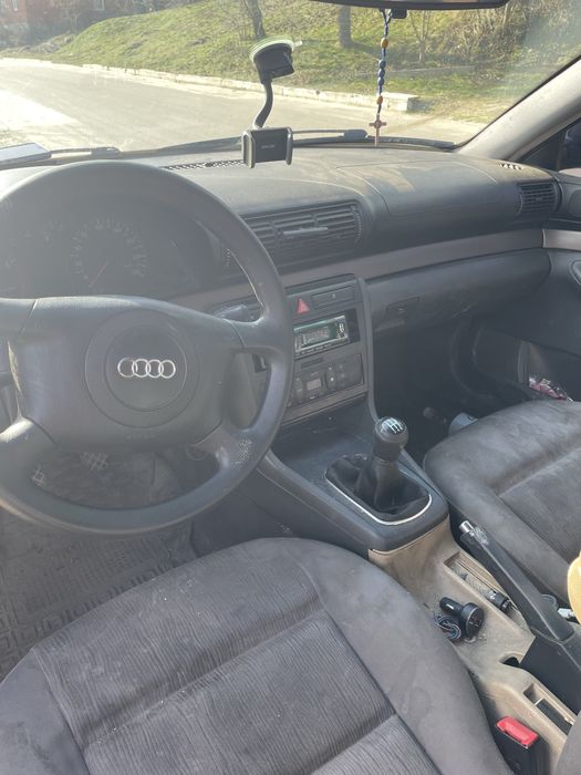 Продам  Audi  A4  B5