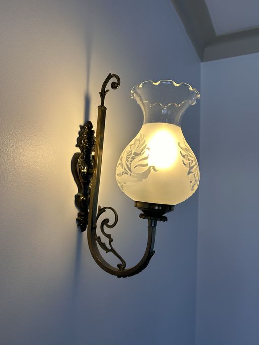 Candeeiro tecto e um de parede