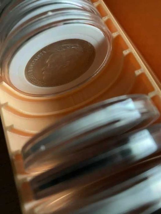 Бокс для 20 монет в капсулах