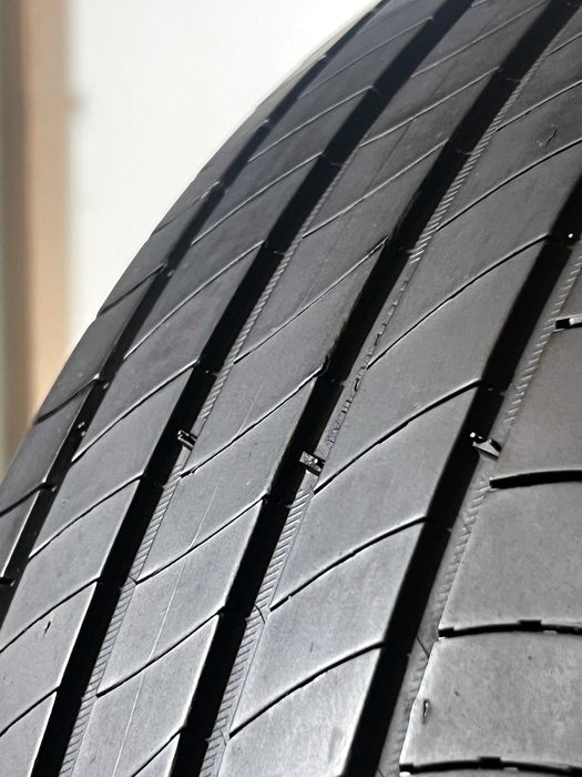 Pneus Michelin e-Primacy - 195/60/18 - Excelentes
