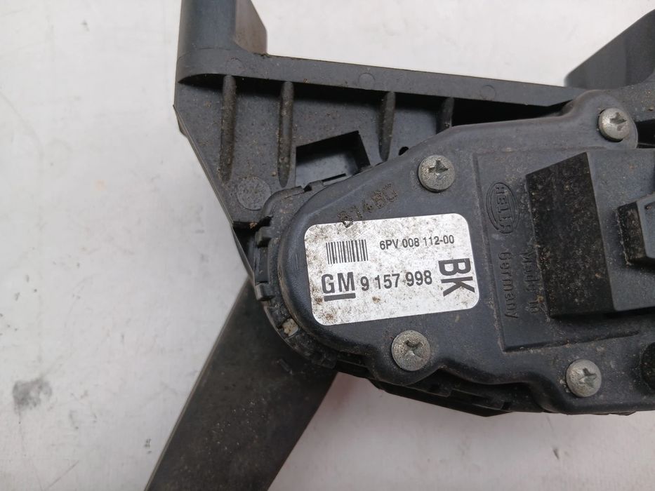 Pedal do acelerador OPEL Astra H Caravan (L35)