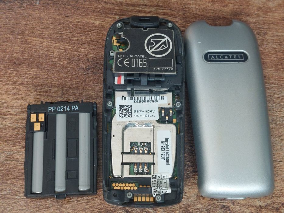 telefon Alcatel BF3