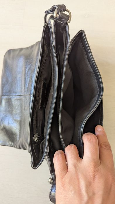 Шкіряна жіноча сумочка