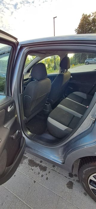 PEUGEOT  207   1.4 benzyna