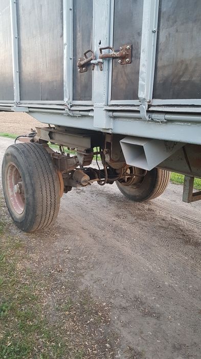 Przyczepa rolnicza Krone wywrotka 12 ton.