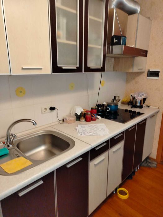 Продам дві комнати блоком з  власними вдобствами.