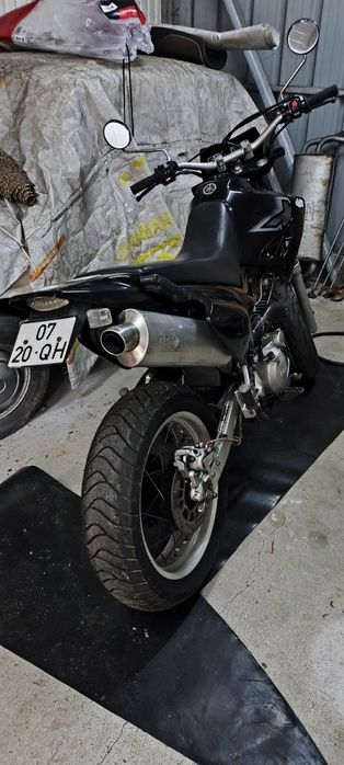 Yamaha xt600e supermotar