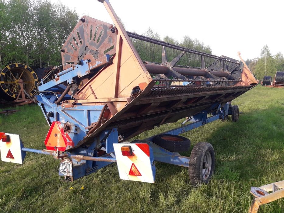 Kombajn MDW 527 Casse uszkodzony