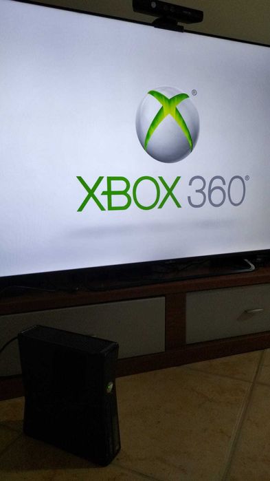 Xbox 360 Slim RGH 3 - 500 GB