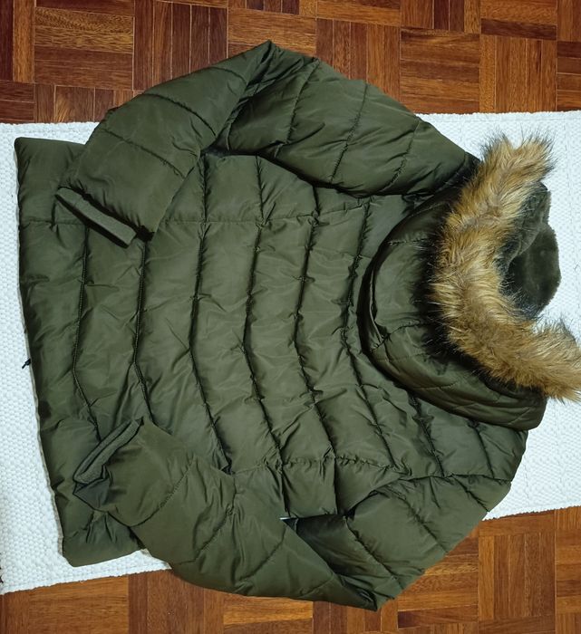 Blusão acolchoado com capuz da Tiffosi