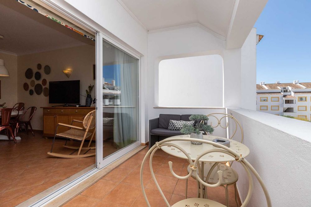 Ferias T1 no  Golden Clube, piscinas barco praia