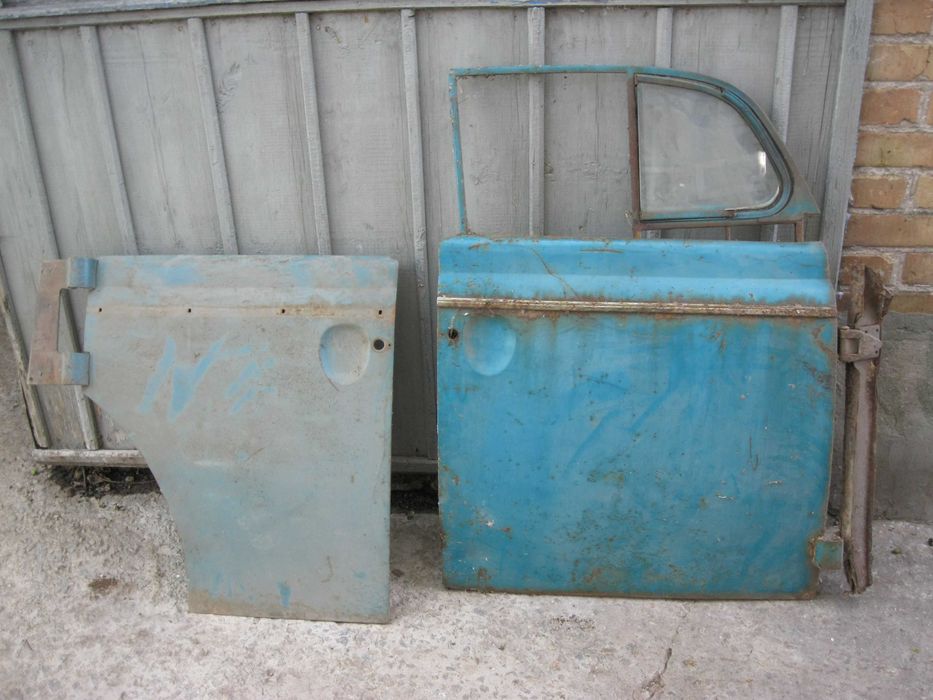 Москвич 400(401): Двери (и многое другое)