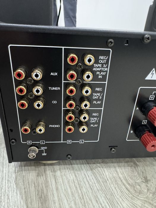 Amplificador novo pronto a estrear