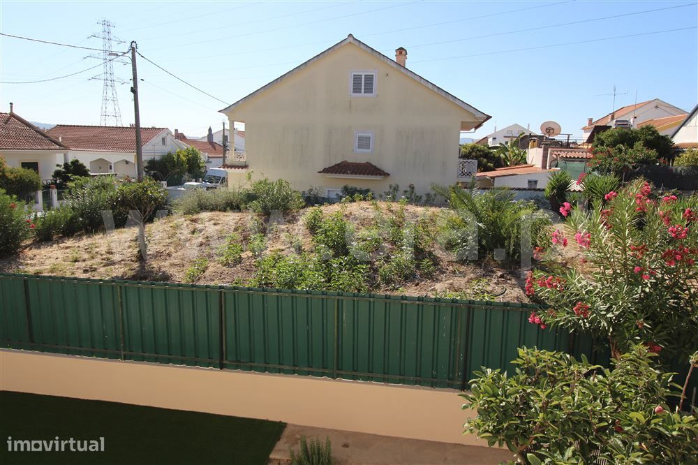 Terreno, Venda — Quinta do Conde, Setúbal