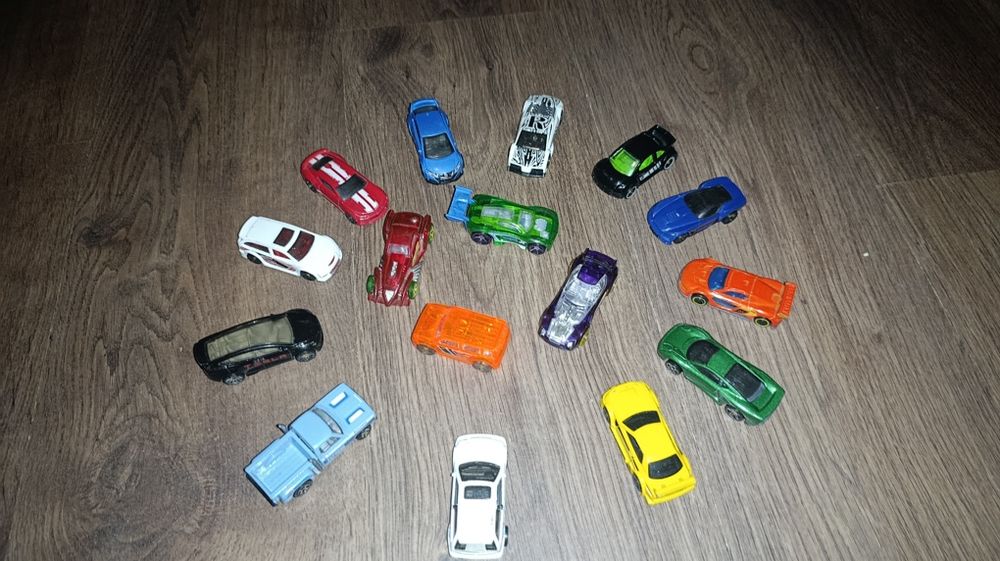 Машинки Hot-Wheels™ 15 шт (Ціна за всі)