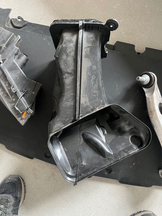 Tesla Y авторозбірка запчастини