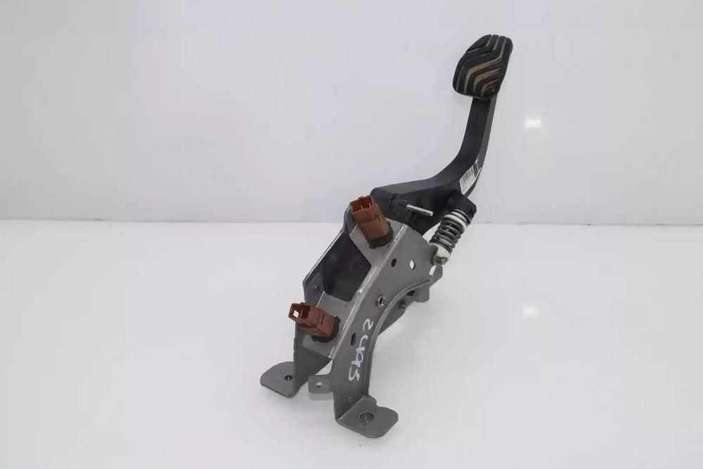 PEDAL EMBRAIAGEM NISSAN QASHQAI II TODO TERRENO, FECHADA 2016 -465034208RB