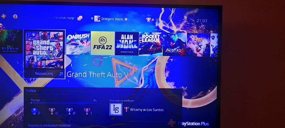 Ps 4 slim 2.5TB dysk,dwa pady,pudełko,kable+biblioteka gier