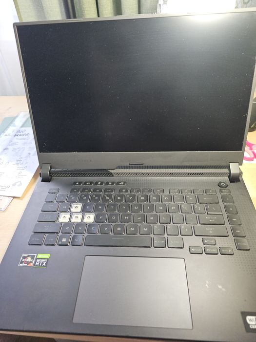 Laptop Gamingowy Asus ROG Strix G15/R7/RTX 3050/2x8GB/144Hz