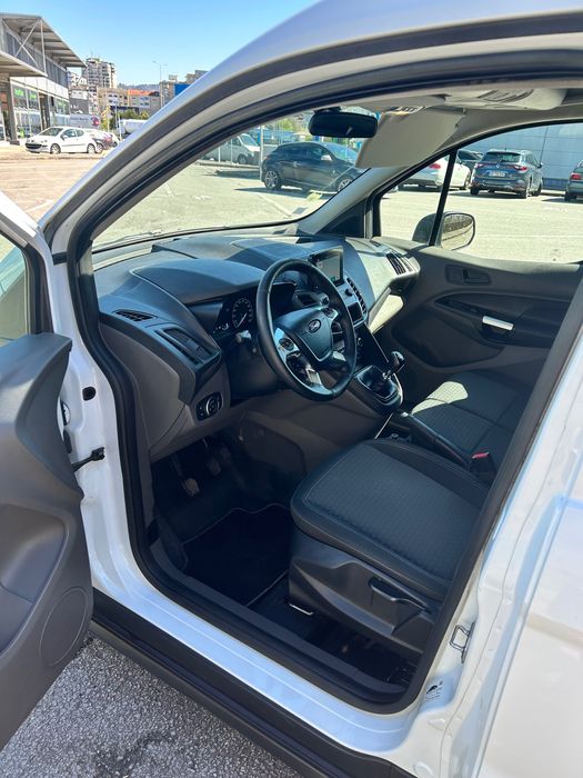 Ford Transit Connect 2019 excelente condição