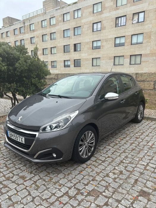 Peugeot 208 PureTech 82 Start & Stop Active