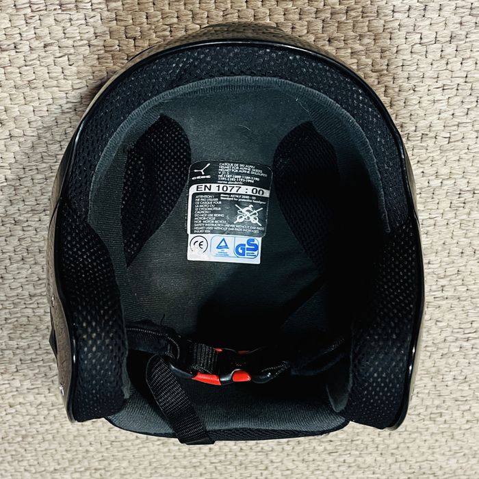 Kask narciarski snowboardowy