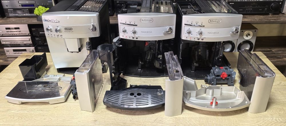 Кавові машини Delonghi Magnifica 1/2/3