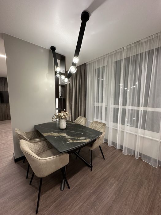 Продаж 2к квартири вул. Героїв  Крут, ЖК Авалон Холідей