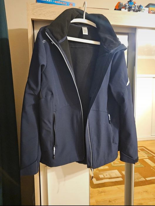 kurtka softshell marki Tribord Sailing 500 rozm. S 170 cm
Kurtka softs