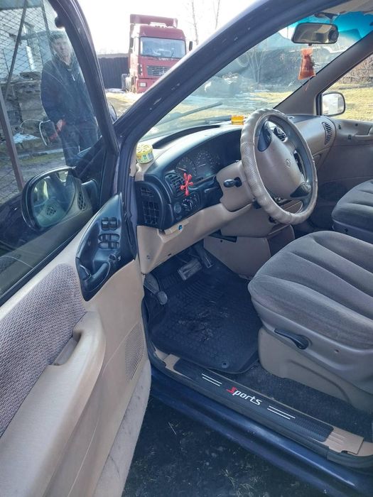 Dodge Caravan 1999