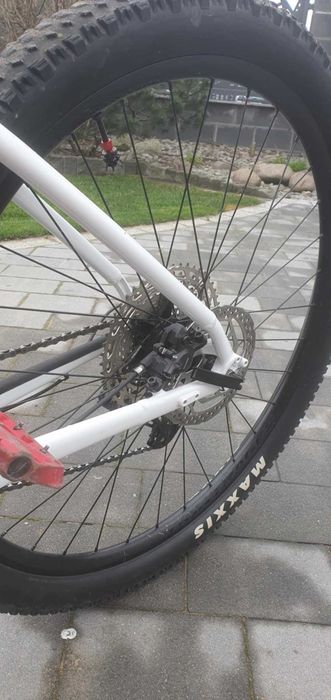 Trek x-caliber 8 crystal white