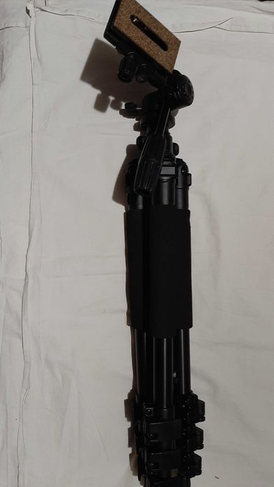 Штатив Continent HT- 1