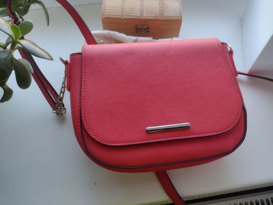 Torebka damska listonoszka