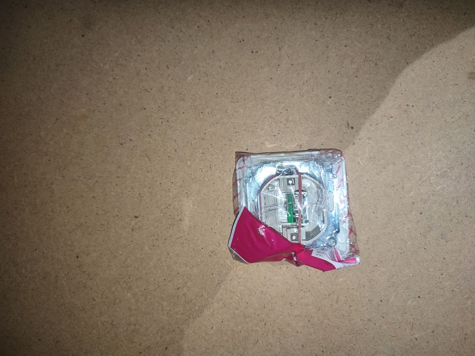 Компьютерная розетка под rj45