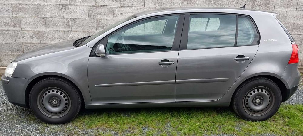 VW Golf 5 1.6 MPI безаварійний