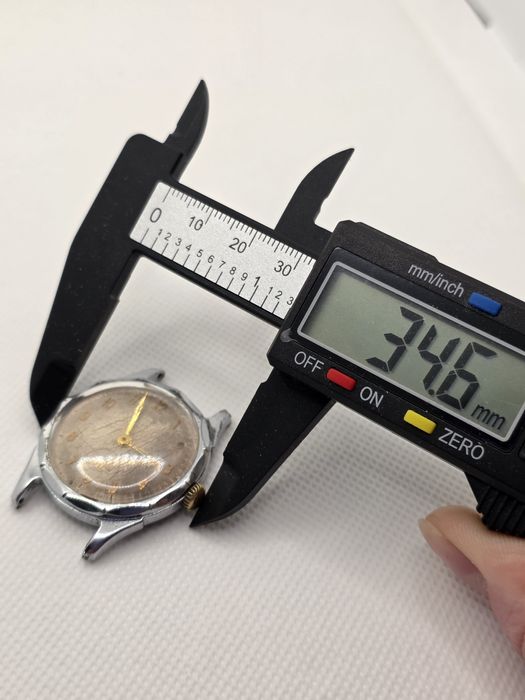 Zegarek Majak działający