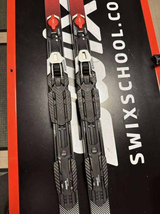 Biegówki topowy model z foką Madshius