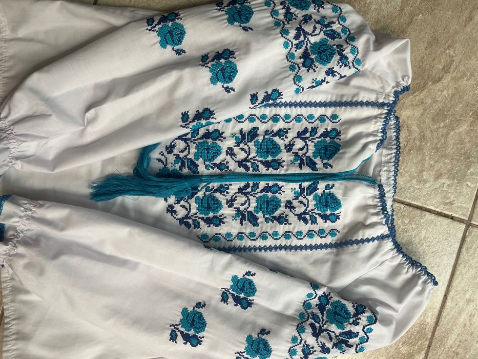 Вишиванка для дівчинки
