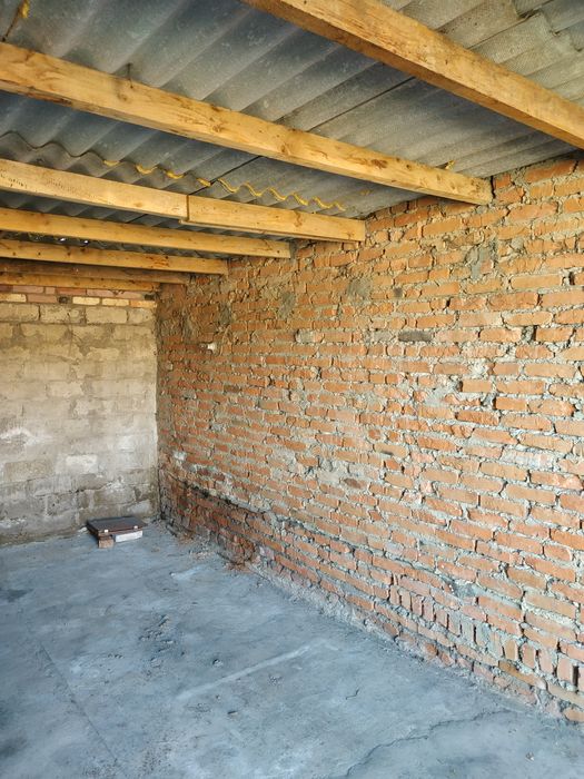 Продам гараж в зручному місці