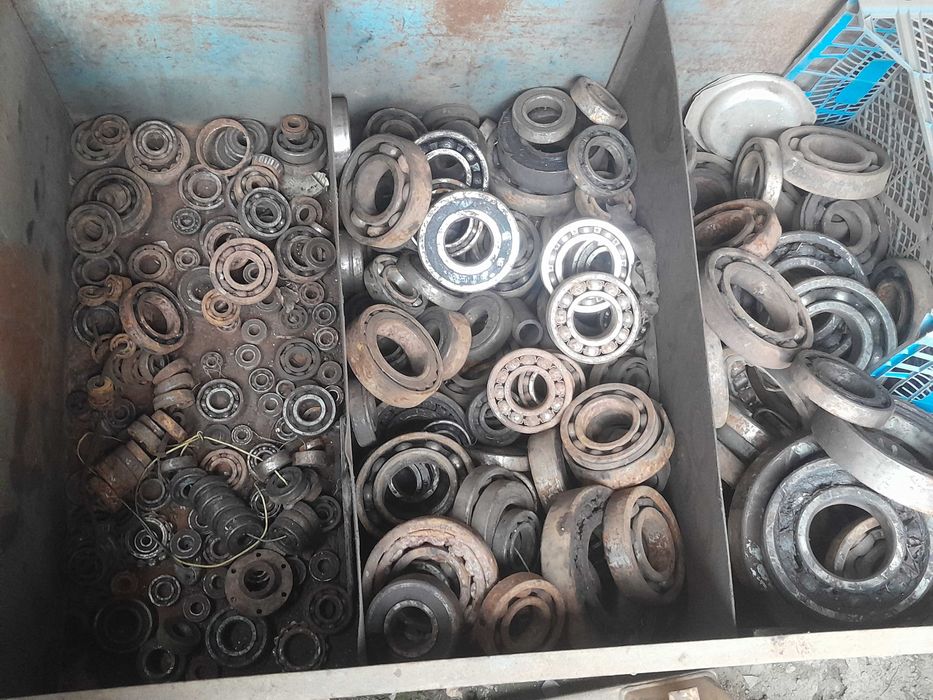 Продам шківи, пітшипники, ланцюги, підкови